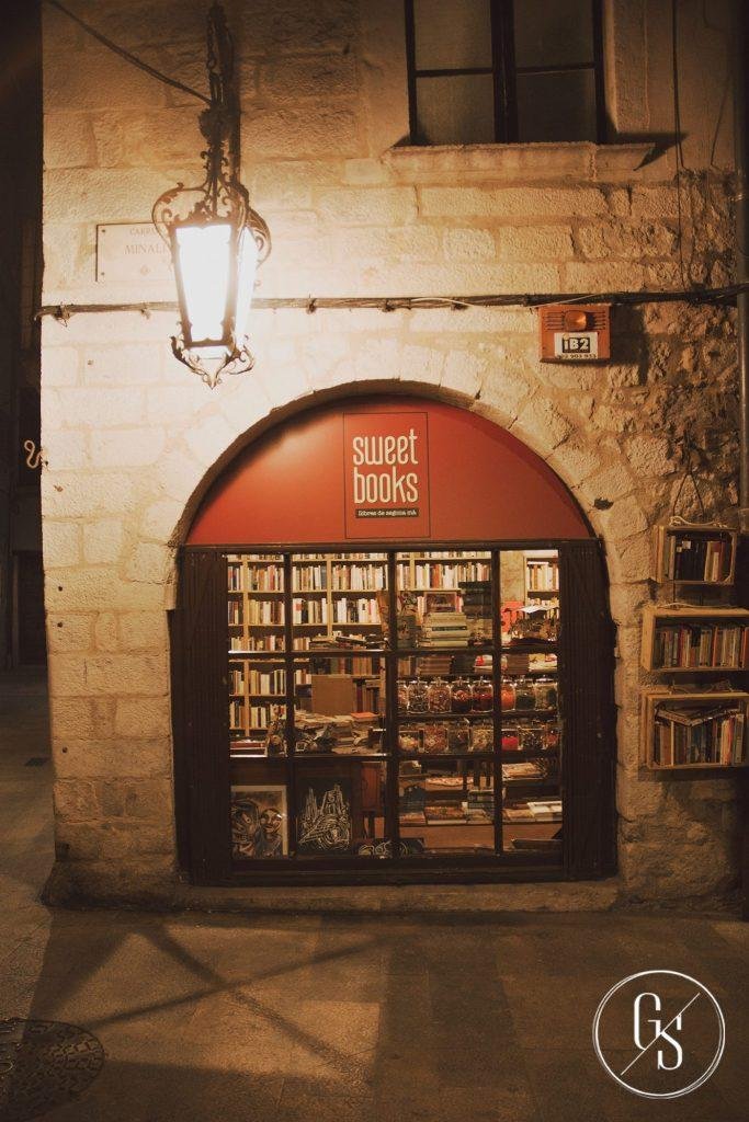 Sweet Books Shop